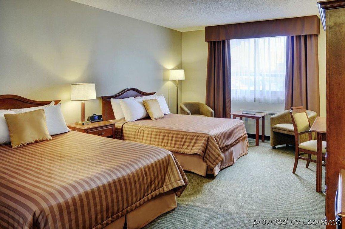 Travelway Inn Sudbury Exterior foto