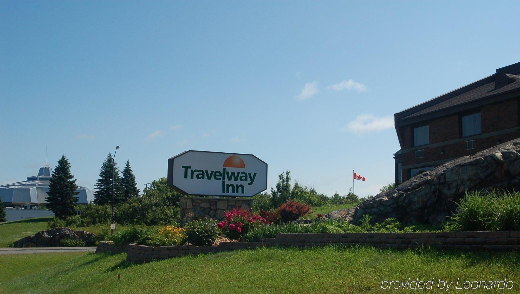Travelway Inn Sudbury Exterior foto