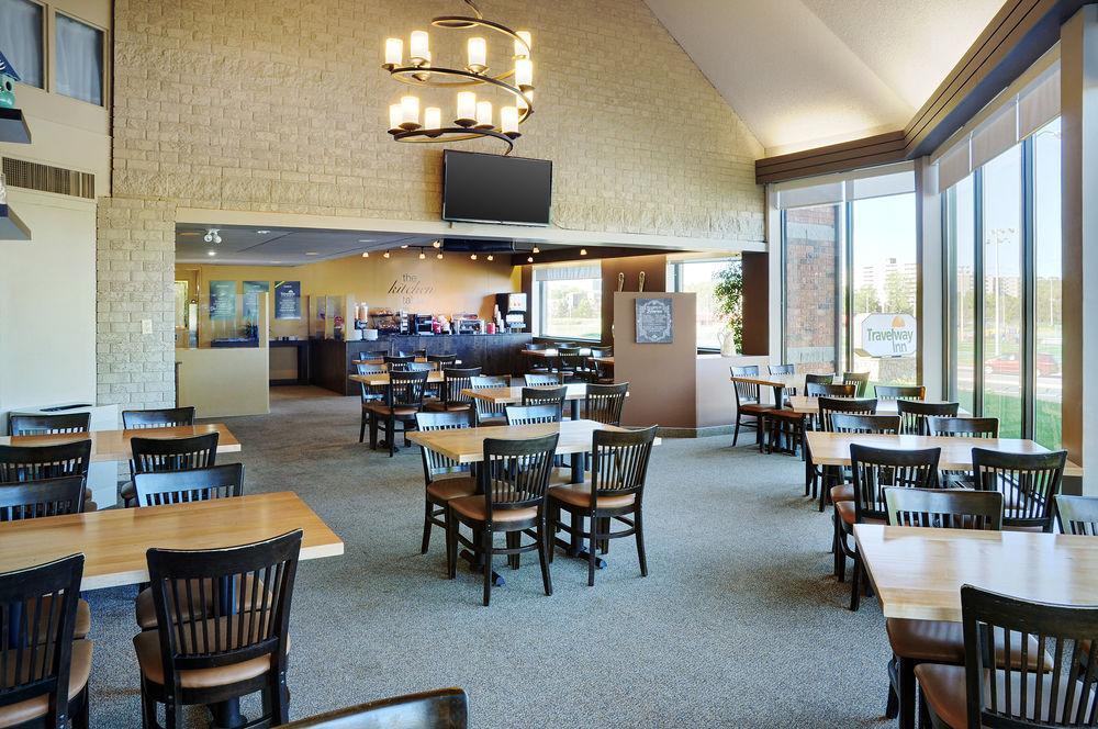 Travelway Inn Sudbury Exterior foto